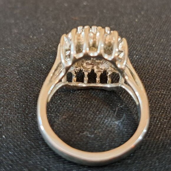 Vintage 18 BK HGE White Gold Rhinestone Cluster Ring  Size 6.5 - Picture 2 of 7